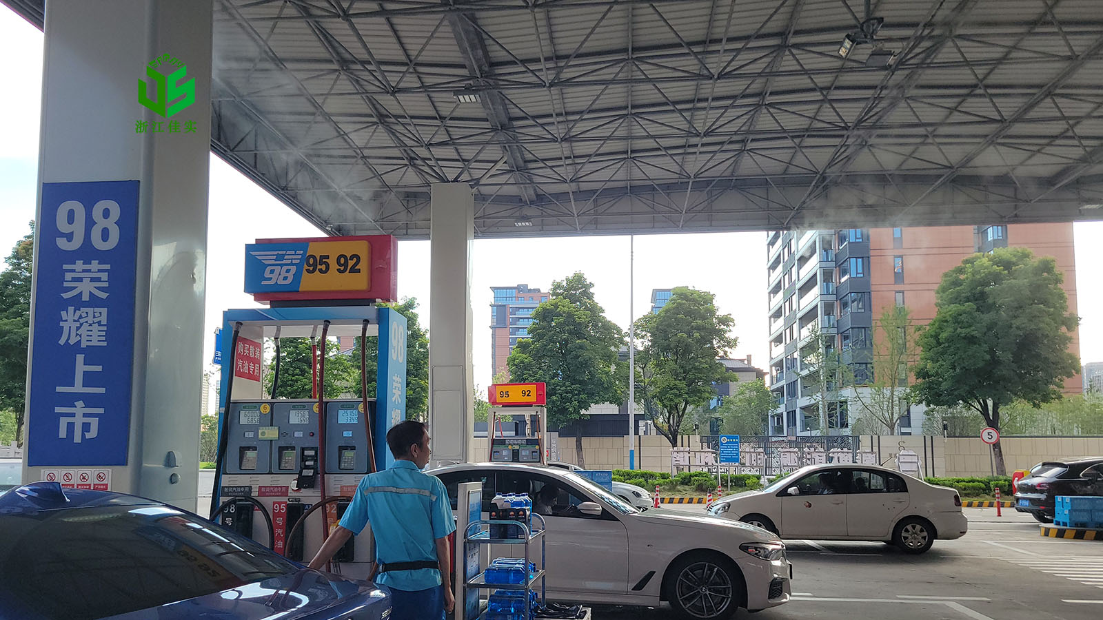 北京夏季高温场景降温 喷雾降温解决闷热痛点