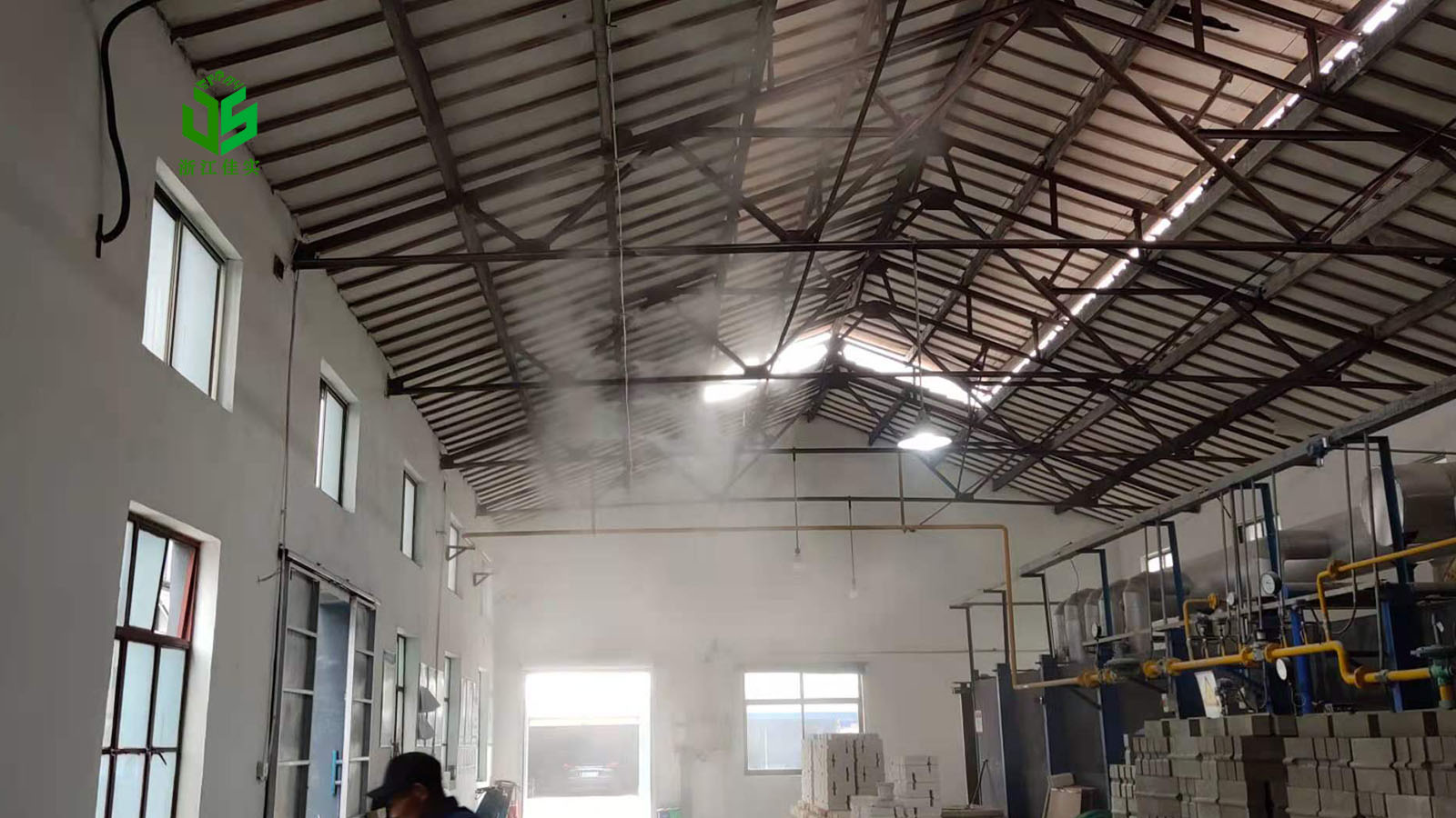 北京高效喷雾降尘解决工厂扬尘烦恼
